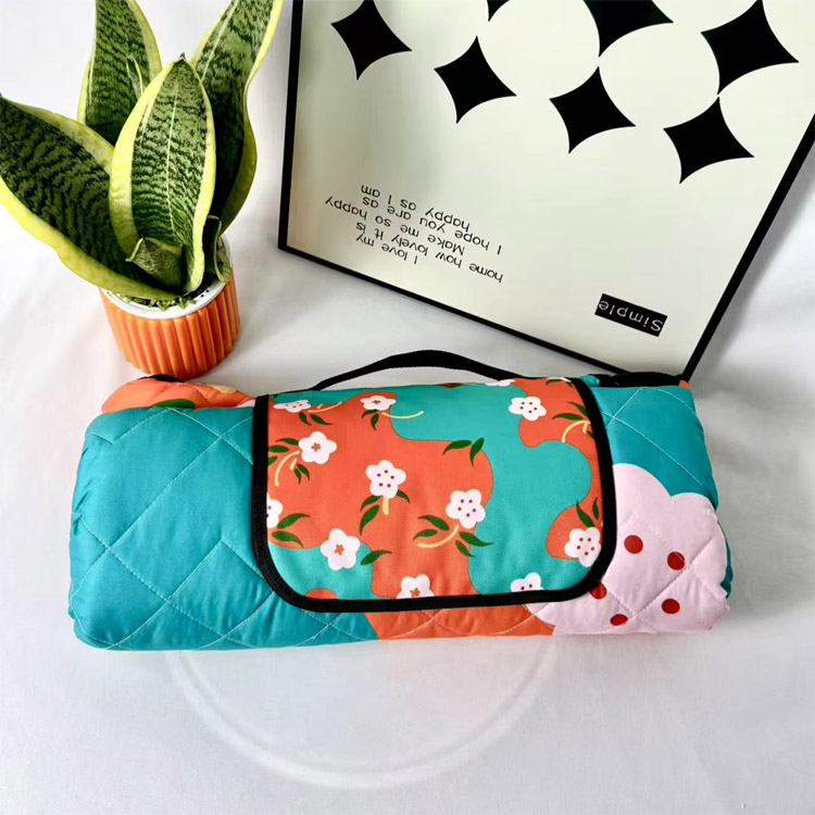 Пикниктік көрпе Порсативті саяхат кемпингтері құмсыз жағажай төсеніштері